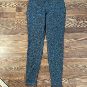 Columbia Women’s Leggings with stretchy, wicking fabric,ready for any adventure